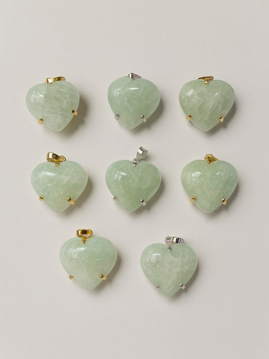 Aquamarine Heart Claw Pendants. Pendant only no chain.